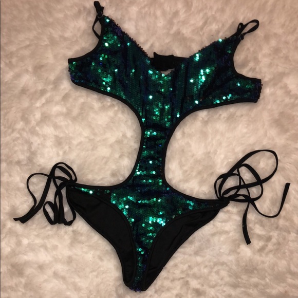 Little mermaid - Picture 1 of 1